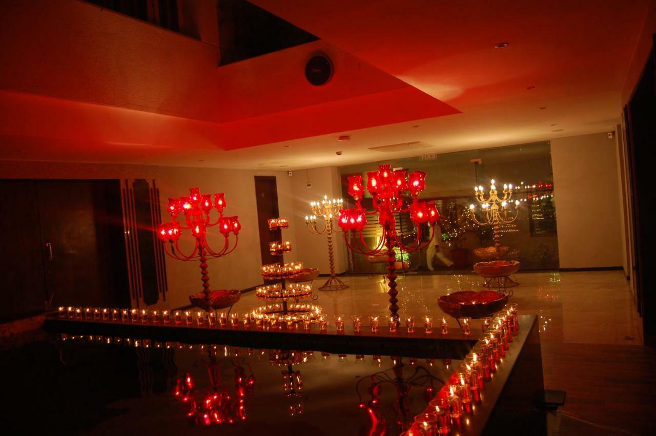 Jalsa Resort Indore Exterior photo