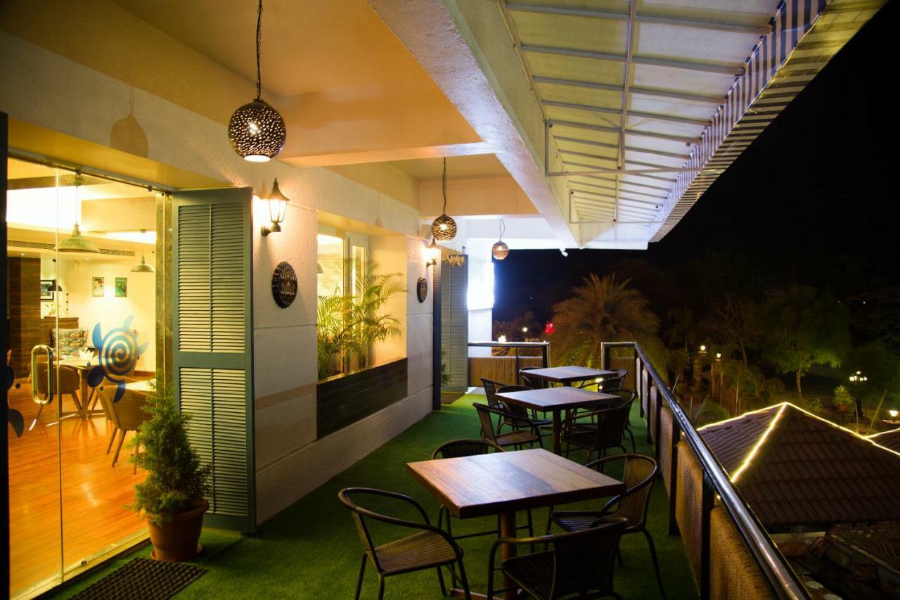 Jalsa Resort Indore Exterior photo