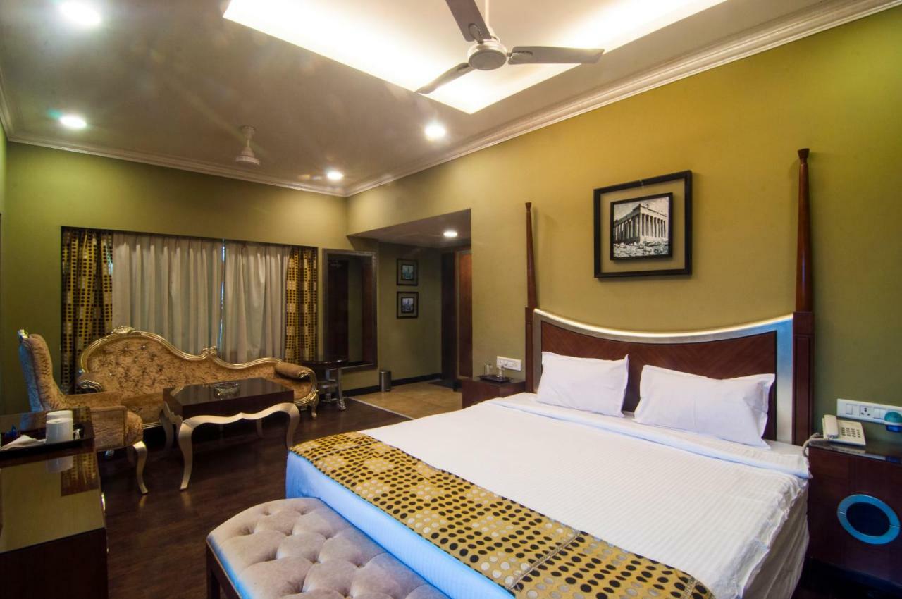 Jalsa Resort Indore Exterior photo