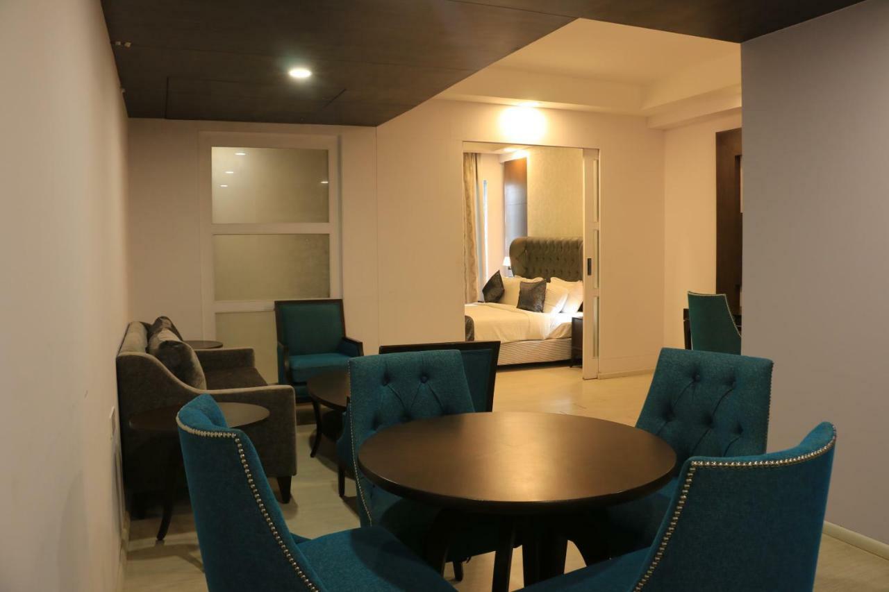 Jalsa Resort Indore Exterior photo