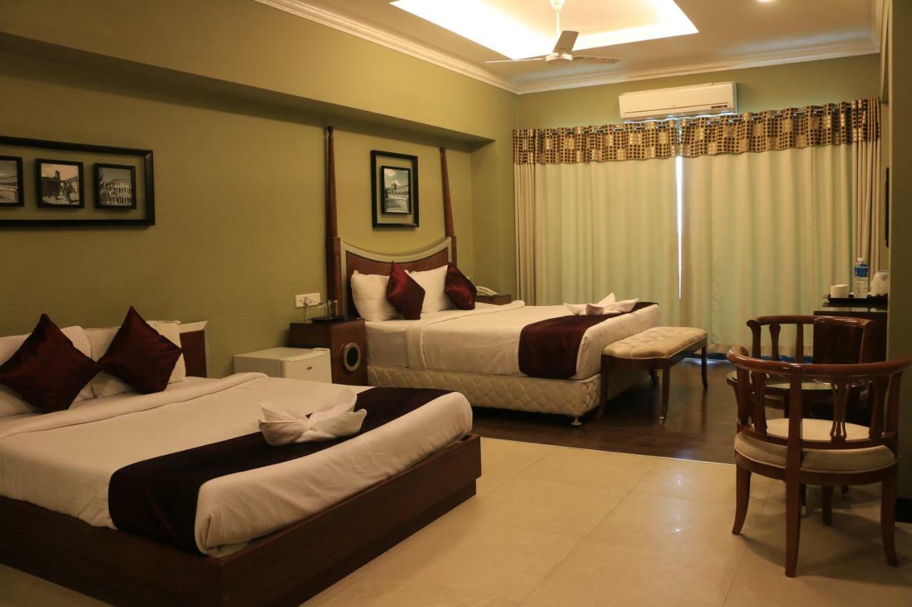 Jalsa Resort Indore Exterior photo